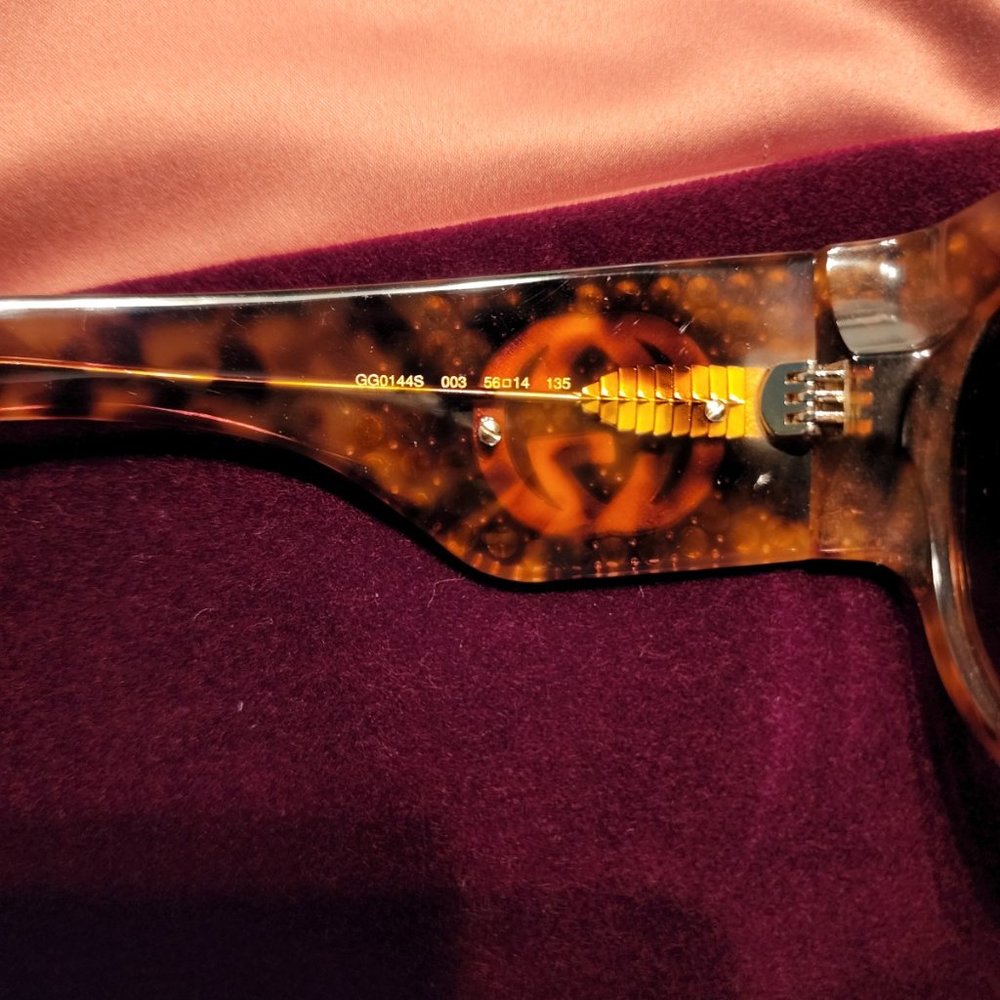 GUCCI HOLLYWOOD FOREVER GG0144S 56MM SUNGLASSES - Picture 6 of 9